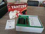 Yahtzee van MB, Hobby en Vrije tijd, Gezelschapsspellen | Bordspellen, Een of twee spelers, Ophalen of Verzenden, Zo goed als nieuw