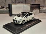 Peugeot 3008 HYbrid4 I phase 1 2011-2013 wit 1/43 Norev, Hobby en Vrije tijd, Modelauto's | 1:43, Ophalen of Verzenden, Nieuw