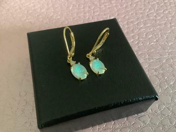 Geweldige zilveren gouden oorbellen Opaal zirkoon 925/14 k beschikbaar voor biedingen