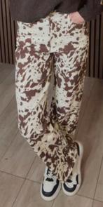 Nieuwe Koeienprint Broek - Maat M bruin-Wit, Kleding | Dames, Broeken en Pantalons, Maat 38/40 (M), Bruin, Nieuw, Ophalen of Verzenden