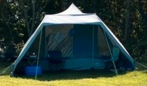 Mijn Dorema 6 persoons piramidetent zoekt nieuwe familie, Caravans en Kamperen, Tenten, tot en met 6, Gebruikt, Ophalen