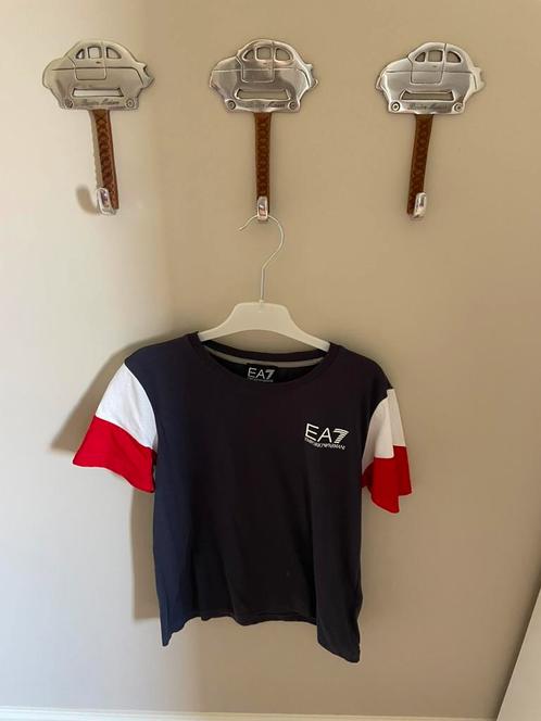 Shirt korte mouw maat 140 Armani, Kinderen en Baby's, Kinderkleding | Maat 140, Zo goed als nieuw, Jongen, Shirt of Longsleeve