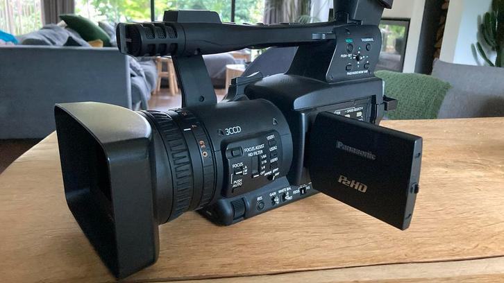 Panasonic HPX171 videocamera incl toebehoren, Audio, Tv en Foto, Videocamera's Digitaal, Zo goed als nieuw, Camera, Geheugenkaart