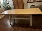 Eikenhouten tafel met stalen onderstel - Vintage look, Huis en Inrichting, Tafels | Eettafels, Ophalen, Gebruikt, 100 tot 150 cm