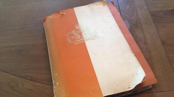Plakboek Oranjes beschikbaar voor biedingen