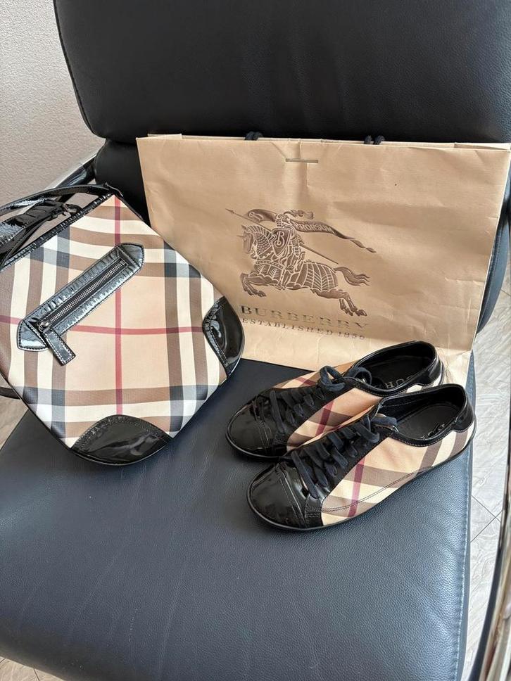 Echte Burberry Handtas - Als Nieuw!, Kleding | Dames, Schoenen, Zo goed als nieuw, Overige typen, Beige, Ophalen of Verzenden