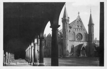(301-044-029) Den Haag Binnenhof met Ridderzaal beschikbaar voor biedingen