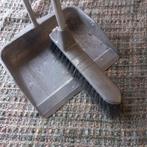 Stoffer en blik op steel, Ophalen of Verzenden, Bezem of Borstel