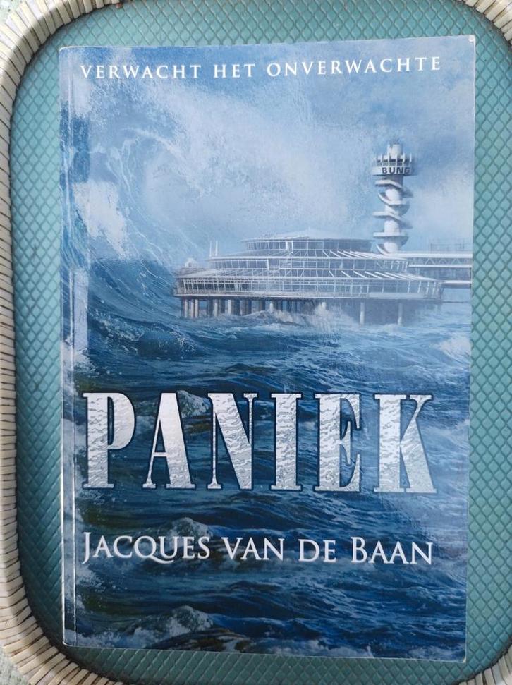 Paniek. Van Jacques van de Baan., Boeken, Thrillers, Zo goed als nieuw, Ophalen of Verzenden