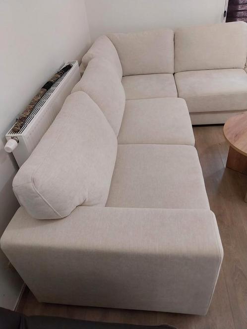 €500 Mooie beige hoekbank in perfecte staat 280x280, Huis en Inrichting, Banken | Sofa's en Chaises Longues, Zo goed als nieuw