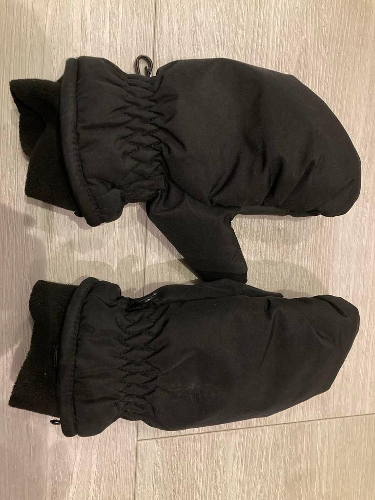 Zwarte McKinley Kinderwanten Maat 4 (~6-7jr), Ophalen of Verzenden, Zo goed als nieuw