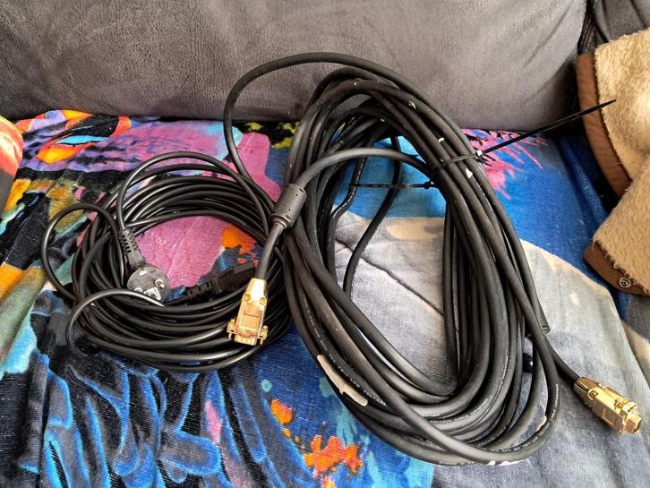 Lange kabel - VGA Kabel + Power Kabel afkomstig van Beamer, Audio, Tv en Foto, Audiokabels en Televisiekabels, Gebruikt, Overige kabels