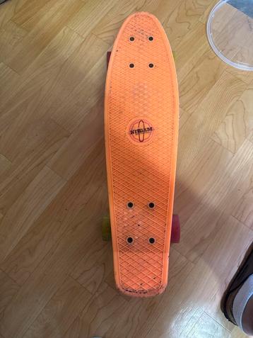 Nidam Skateboard - Gebruikt beschikbaar voor biedingen