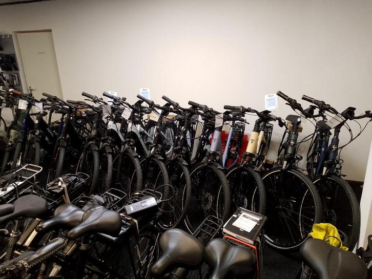 Eindejaarsaktie 15% korting op nieuwe elektrische fietsen, Fietsen en Brommers, Elektrische fietsen, Nieuw, Overige merken, 50 km per accu of meer