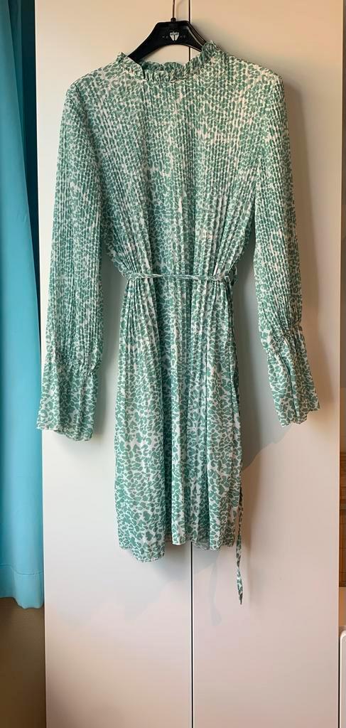 Ambika jurkje maat 38, Kleding | Dames, Jurken, Zo goed als nieuw, Maat 38/40 (M), Groen, Ophalen of Verzenden