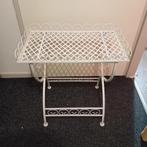 Vintage Wit Metalen Bijzettafel, Huis en Inrichting, Tafels | Bijzettafels, 45 tot 60 cm, Metaal of Aluminium, Vintage, Zo goed als nieuw