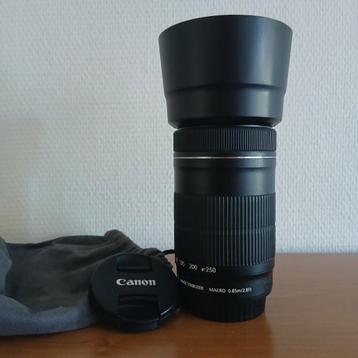 Canon zoomlens ef-s 55-250mm 1:4-5.6 IS STM f4-5.6  beschikbaar voor biedingen