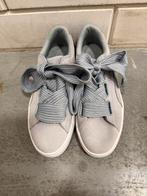 Puma Sneakers Lichtblauw Maat 39, Ophalen of Verzenden, Zo goed als nieuw, Blauw, Sneakers of Gympen