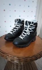 Lowa , blauwe lady wandel/ bergschoenen,   maat 38., Ophalen of Verzenden, Zo goed als nieuw, Schoenen