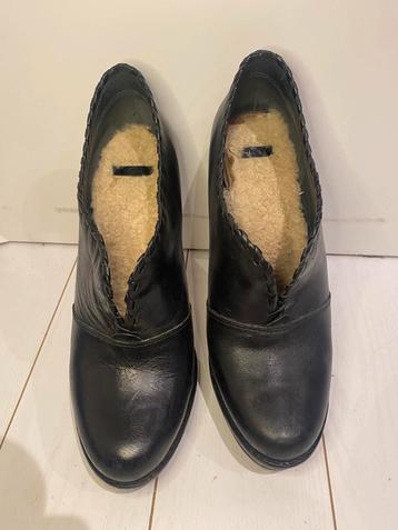 Ugg high heels leather, maat 41 - gevoerd beschikbaar voor biedingen