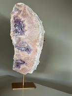 Roze amethist op standaard, Verzamelen, Mineralen en Fossielen, Verzenden, Mineraal