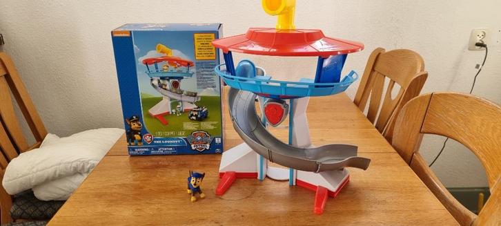 Paw Patrol uitkijktoren met pup in doos!, Kinderen en Baby's, Speelgoed | Actiefiguren, Zo goed als nieuw, Ophalen of Verzenden