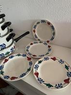 Boerenbont ontbijt borden 9 stuks, Huis en Inrichting, Keuken | Servies, Ophalen of Verzenden, Aardewerk, Boerenbont, Bord(en)
