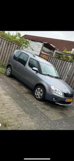 Skoda Octavia 1.2 TSI Combi DSG 2011, Auto's, Stof, Zwart, 4 cilinders, Origineel Nederlands