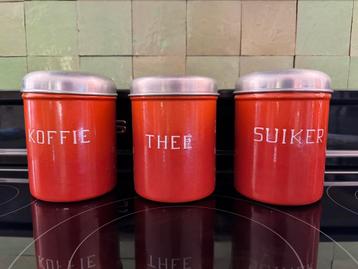Emaille oranje gevlamde voorraadbussen koffie thee en suiker beschikbaar voor biedingen