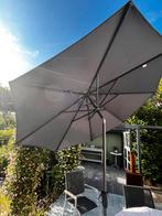 Mooie parasol van Intratuin. Met hoes en voet., Ophalen, Zo goed als nieuw, Zweefparasol