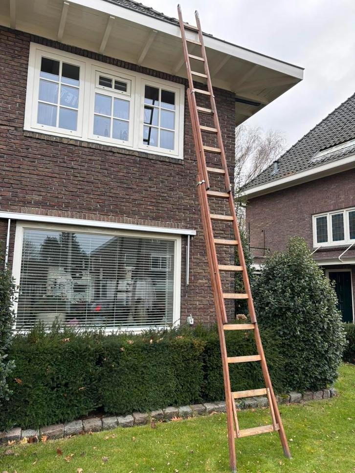 Ladder 8.20 hoog, 3 delig, Doe-het-zelf en Verbouw, Ladders en Trappen, Gebruikt, Ladder, 4 meter of meer, Opvouwbaar of Inschuifbaar