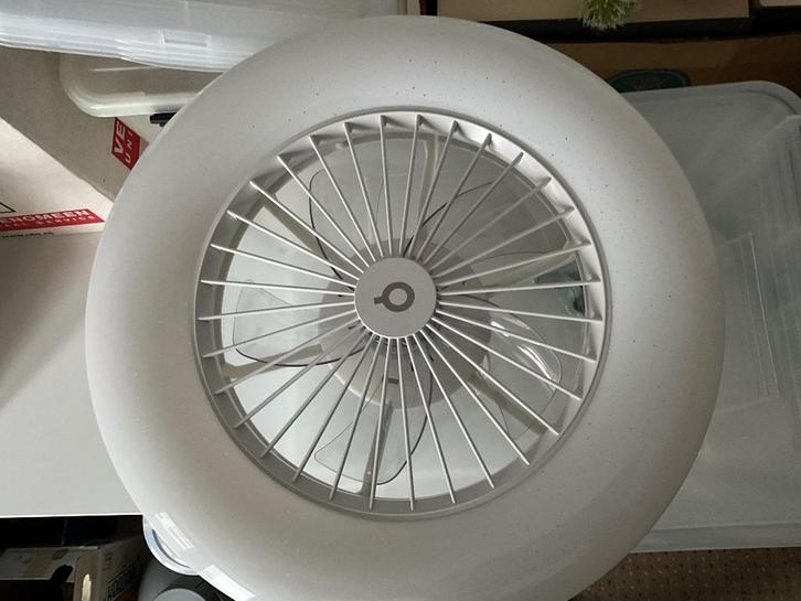 Super LED Plafondlamp ventilator 50 doorsnee met afstandsbed, Huis en Inrichting, Lampen | Plafondlampen, Zo goed als nieuw, Kunststof