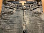 Spijkerbroek mt, 36.   H&M-Coachella., Coachella.  H& M!, Blauw, Ophalen of Verzenden, Zo goed als nieuw