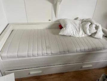 Eenpersoons bed
