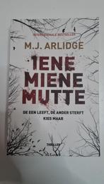 Iene Miene Mutte - M.J. Arlidge, Ophalen of Verzenden, Gelezen, M.J. Arlidge, Nederland
