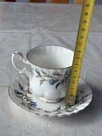 1x Royal Albert kopjes met schotel, Ophalen of Verzenden