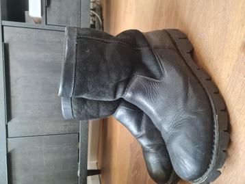 Zwart, half leer, mannen UGG beschikbaar voor biedingen
