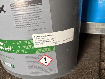4 liter 9001 muurverf beschikbaar voor biedingen