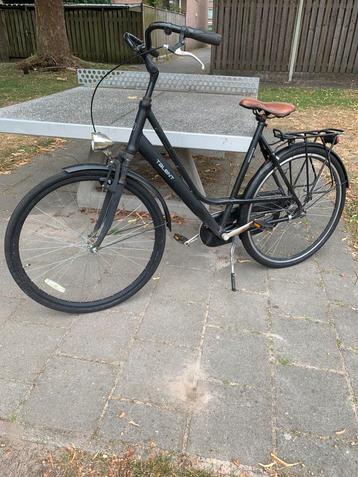Te Koop Dames Fiets 28 Inch beschikbaar voor biedingen