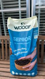 Senior hondenbrokken van Wooof 18KG, Ophalen, Hond