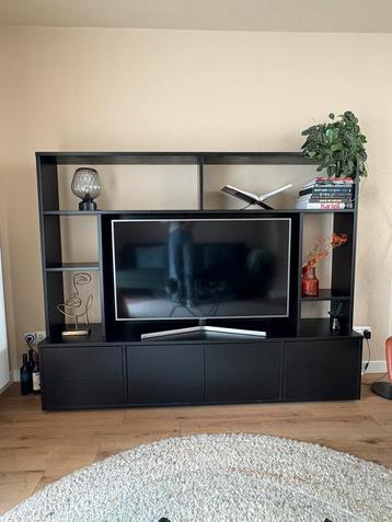 Modern Zwart tv meubel van Woood Maxel beschikbaar voor biedingen