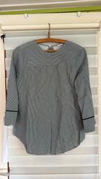 Blouse Zara maat s met opdruk achterkant, Kleding | Dames, Blouses en Tunieken, Ophalen of Verzenden, Zo goed als nieuw, Maat 36 (S)