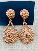 Vintage eighties nineties messing oorbellen stekers, Ophalen of Verzenden, Zo goed als nieuw, Goud, Overige materialen