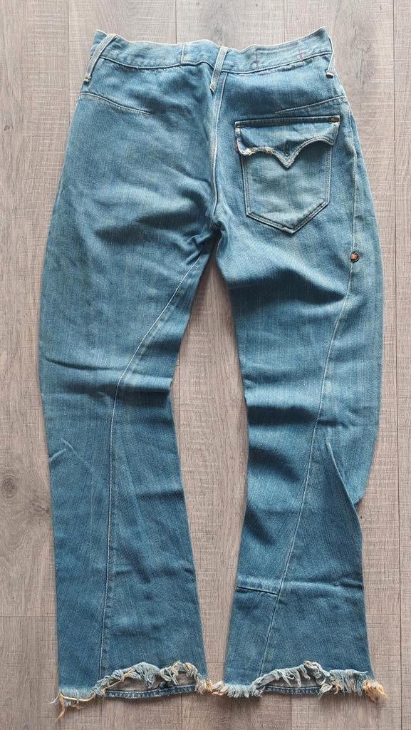Vintage Levi's RED Engineered y2k twisted jeans 28, Kleding | Dames, Spijkerbroeken en Jeans, Gedragen, W28 - W29 (confectie 36)