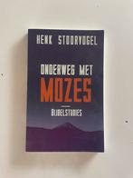 Henk Stoorvogel - Onderweg met Mozes, Ophalen of Verzenden, Zo goed als nieuw, Henk Stoorvogel