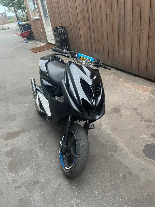 Yamaha aerox 70cc, Fietsen en Brommers, Scooters | Yamaha, Zo goed als nieuw, Aerox, Tweetakt, Ophalen of Verzenden