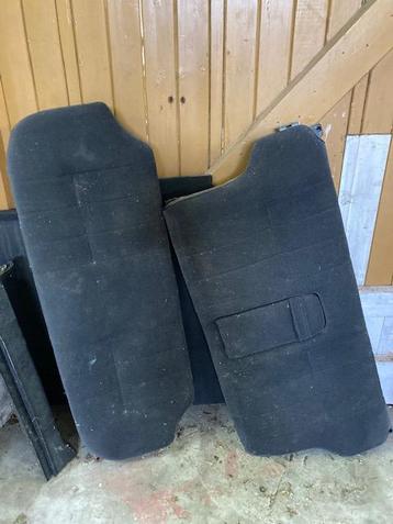 Volvo 240 GLE achterbank grijs/zwart beschikbaar voor biedingen