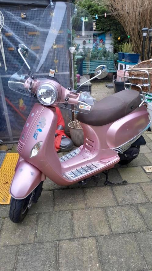 Roze scooter,  Thurbo,  zgan, Fietsen en Brommers, Brommeronderdelen | Scooters, Ophalen of Verzenden