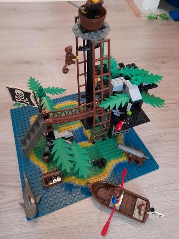 Lego Pirats 6270 Forbidden Island beschikbaar voor biedingen