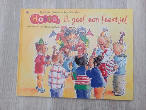 Hoera, ik geef een feestje!, Boeken, Kinderboeken | Kleuters, Zo goed als nieuw, Fictie algemeen, 5 of 6 jaar, Jongen of Meisje
